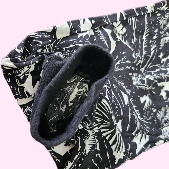 Reitmans Comfy Elastic + Drawstring Cropped Pants - Picture 2 of 4